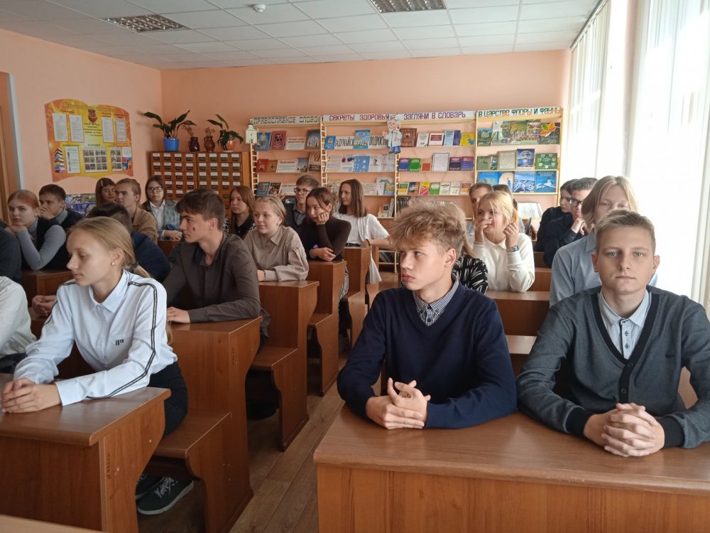 Домик Петра I стал местом съёмки сюжета о гимназистах начала ХХ в. г. Полоцк, 2019 г.